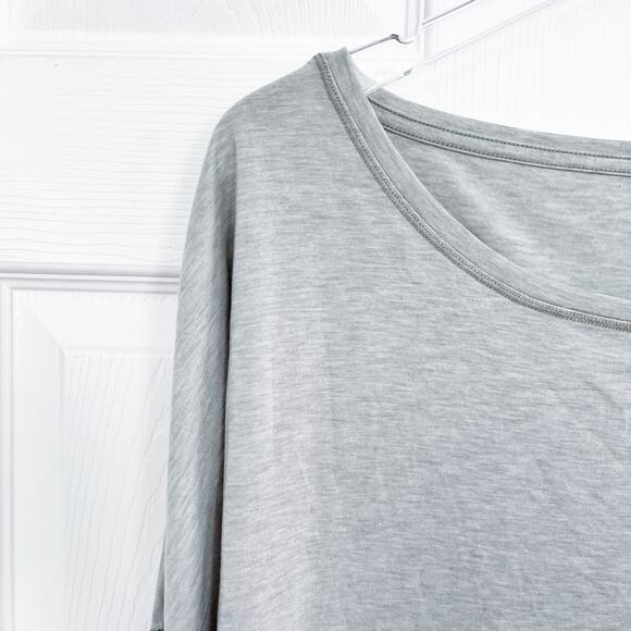 Athleta Essence Flow Top in Sage Green - Picture 2 of 6